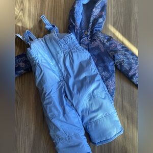 Oshkosh jacket and snow pants set NWT 2T